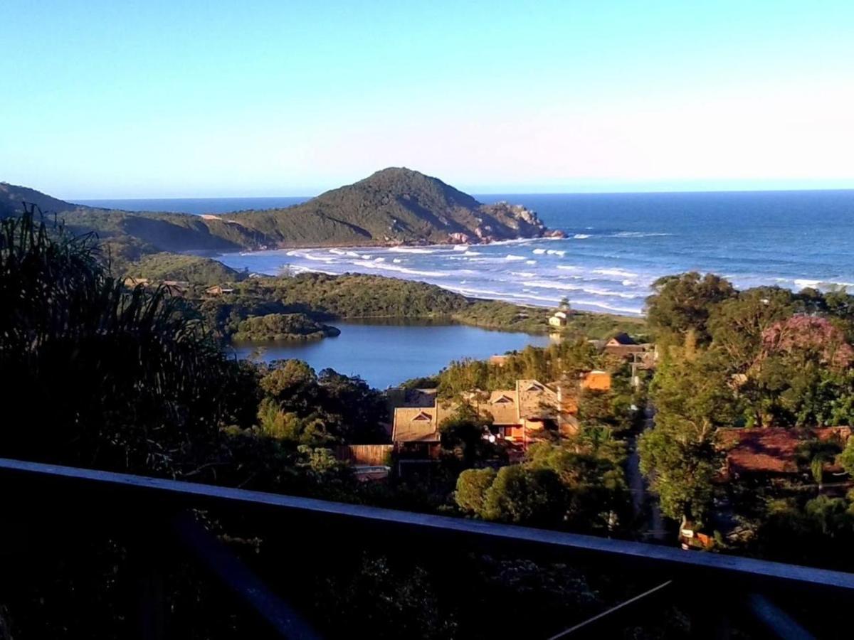 Villa La Roca House Praia do Rosa Esterno foto